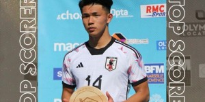 【龙八国际】战意大利U21戴帽🍋日媒：奈梅亨将引进日本大学生球员盐贝健人