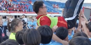 【龙八国际】济南历城二中2-0河北保定一中，夺得全国校园联赛高中女子组冠军