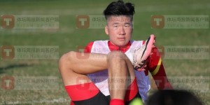 【龙八国际】U17球员岳瑞杰：后浪推前浪中国足球才能进步 技术为王是正确的